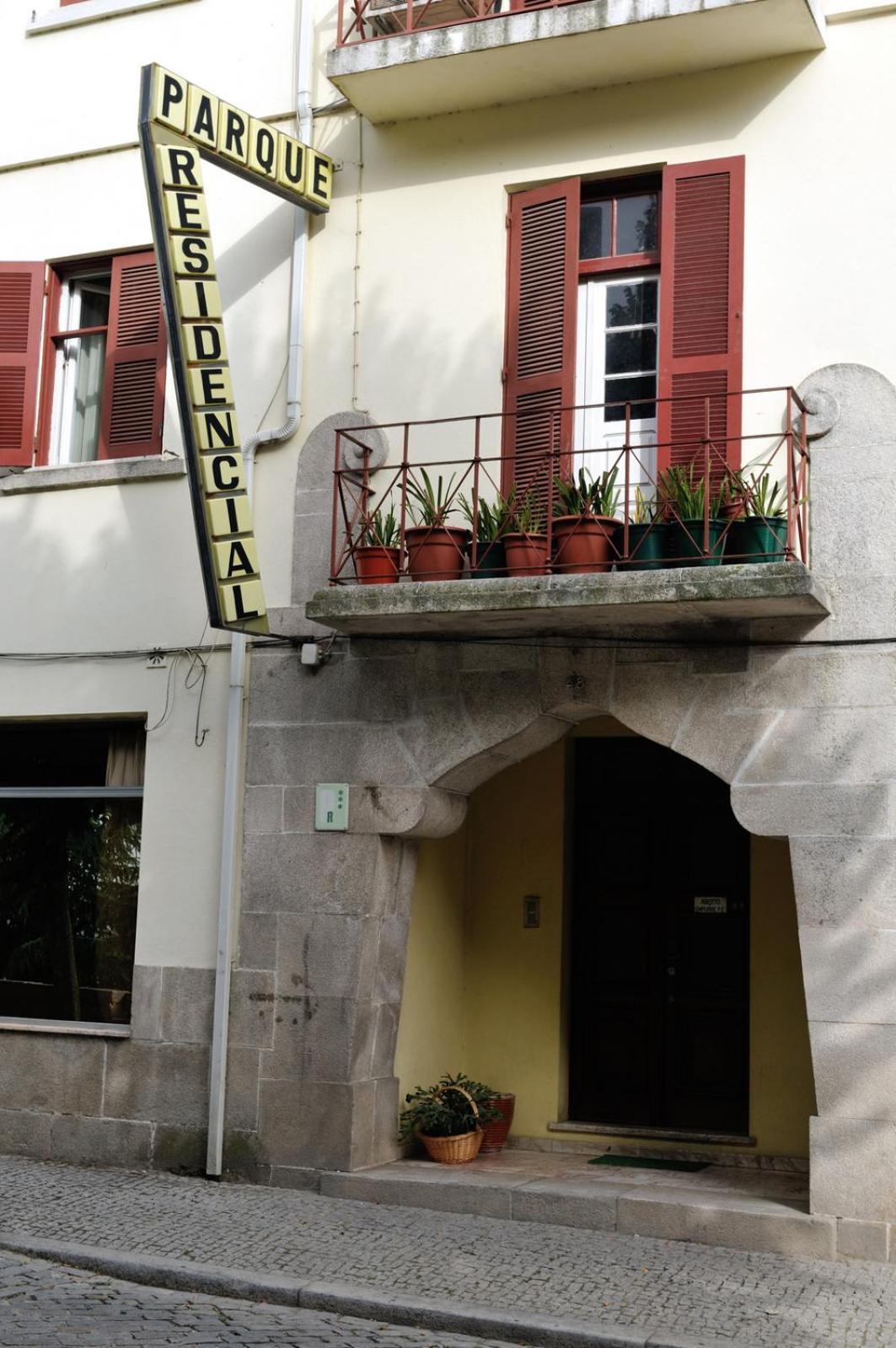 Residencial Parque Bed and Breakfast Celorico Da Beira Eksteriør billede